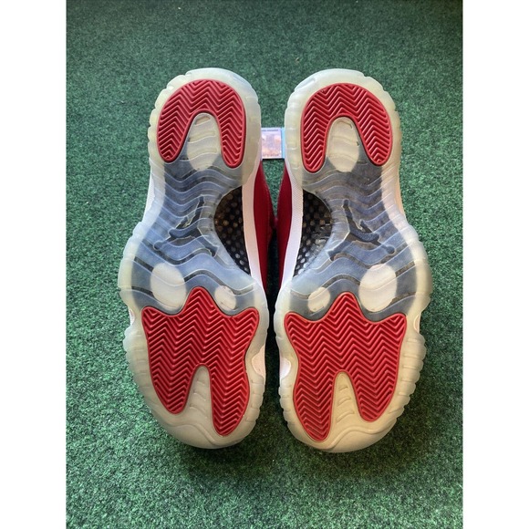 Size 8.5 - Jordan 11 Retro Win Like \'96 2017 main image 4